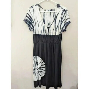 Women's short sleeve tie dye v-neck black dress size S